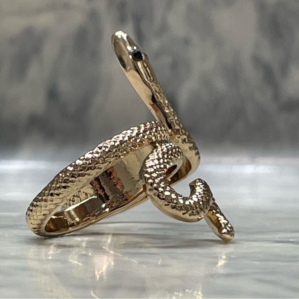 Unique Gold Tone Double Finger Snake Ring Size 7.75 Serpent Wrap Statement Ring - Picture 12 of 15